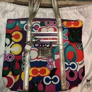 Coach Poppy Graffiti Tote w/Dust Bag